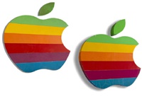 Радужный логотип Apple выставили на аукционе Bonhams