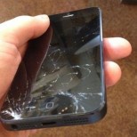 Apple будет заменять дисплеи iPhone 5 прямо в магазинах