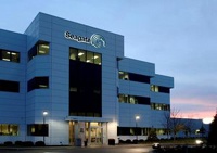 Прибыль Seagate упала вдвое