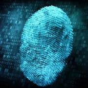 iPhone 5s передает отпечатки пальцев в АНБ