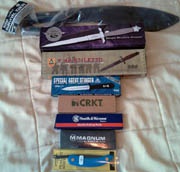 Служба доставки интернет-магазина перепутала адресатов