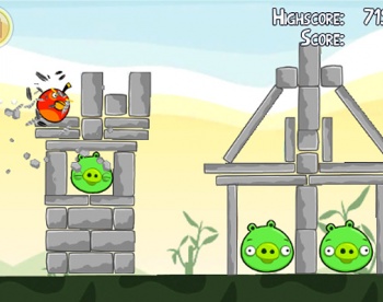 Angry Birds перебирается в Facebook