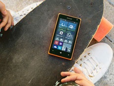 Фотографии прототипа Lumia 435 выложили в Интернет