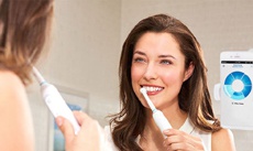 Зубную щетку научили через смартфон отслеживать добросовестную чистку