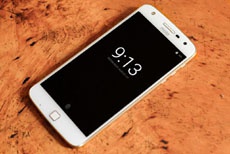 Представлен смартфон Moto Z Play с рекордной автономностью