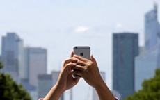 Как Европа вслед за США пытается влезть в смартфоны пользователей