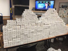 Полиция в США изъяла нелегальную партию из 500 iPhone и подарочных карт Apple на $600 000