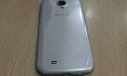 Samsung хочет продать 10 миллионов Galaxy S4 в первый месяц