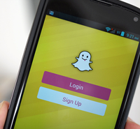 Мобильное приложение для безопасного обмена снимками через Интернет