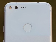 Разработчики Google объяснили причину отказа от оптической стабилизации в Pixel и Pixel XL