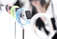 Благодаря Apple Watch рынок «умных часов» вырастет за год в 4 раза