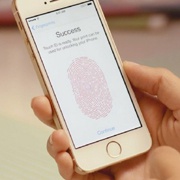 iPhone – находка для шпиона