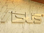 ASUS хочет продавать мощные смартфоны по цене устройств среднего уровня