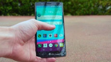 Сложно ли разбить новенький LG G4?