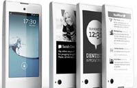 Двухэкранный смартфон YotaPhone из России не пользуется спросом