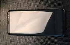 В Сеть утекли новые фотографии Galaxy S8 и Galaxy S8+