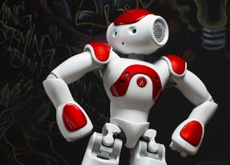 Японцы научили робота играть с людьми в приставку