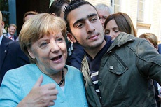 На Facebook подали в суд за историю о поджигающем бездомных сирийском террористе