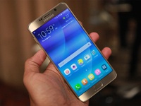 Рынок смартфонов переживает сильнейший с 2009 года спад