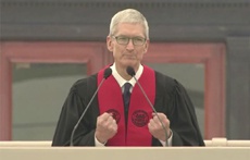 Тим Кук потроллил Windows на выступлении перед выпускниками MIT