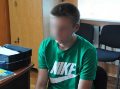 Подросток с Полтавщины «обувал» украинцев в виртуальные кроссовки