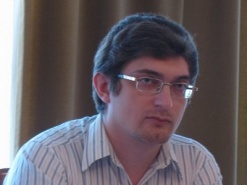 Николай Сухомлин: «В Facebook вбросили более тысячи фейков от одной политической силы»