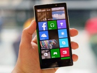 Nokia Lumia 930 подвергся разборке