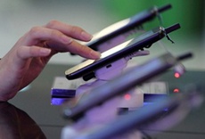 На рынке мобильных телефонов падают продажи