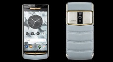 Компания Vertu представила обновленные смартфоны Signature Touch и Aster