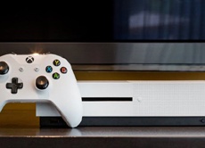 Предварительное фото Xbox One S оказалось подделкой