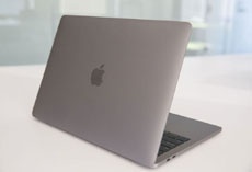 Consumer Reports согласилась повторить тесты автономности новых MacBook Pro после возмущения Apple