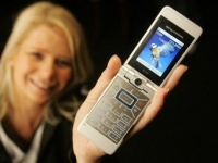 Немецким школам предложили использовать смартфоны вместо учебников