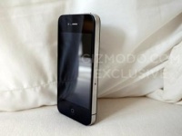 Сотрудник Apple забыл в баре iPhone нового поколения