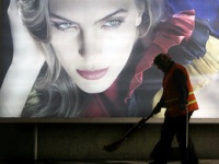 Интернет гонит вперед рекламу в рунете