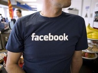 Российские  инвесторы выкупят акции у сотрудников Facebook