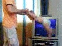 За публикацию в сети жестокого видео с ребенком могут посадить на 20 лет