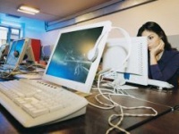 ФСБ подключилась к Skype и ICQ