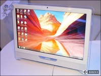 Соблазнительный ПК-моноблок с 24-дюймовым сенсорным дисплеем