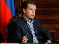 Президент впервые написал статью специально для интернет-СМИ