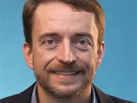 Вице-президент Intel покинет компанию после 30 лет работы