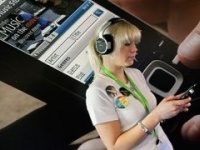 Зачем качать, когда можно просто слушать?