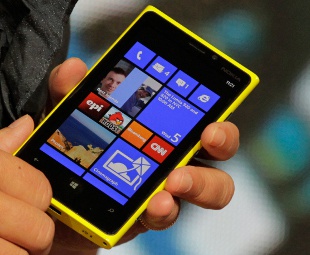 Пользователям Windows Phone вернут карты Google