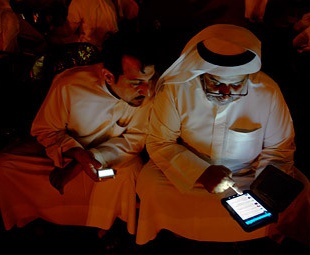 Кувейтского журналиста посадили на два года за посты в Twitter