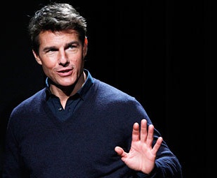 Том Круз отказался танцевать "Gangnam Style"