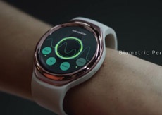 Новый носимый трекер активности от Samsung появился на фото