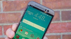 Стоит ли знакомить свой HTC One M9 с асфальтом?
