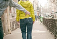 Исследование: большинство людей готовы сами отбирать смартфоны у воров