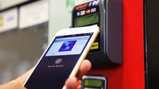 Apple не собирается открывать доступ к NFC на iPhone
