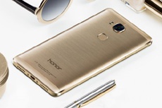 Honor 5X начал обновляться до Android 6.0 с новой версией EMUI