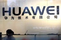 Huawei переманивает к себе инженеров и дизайнеров Samsung